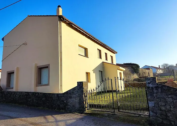Apartamentos La Portilla De El Tejo