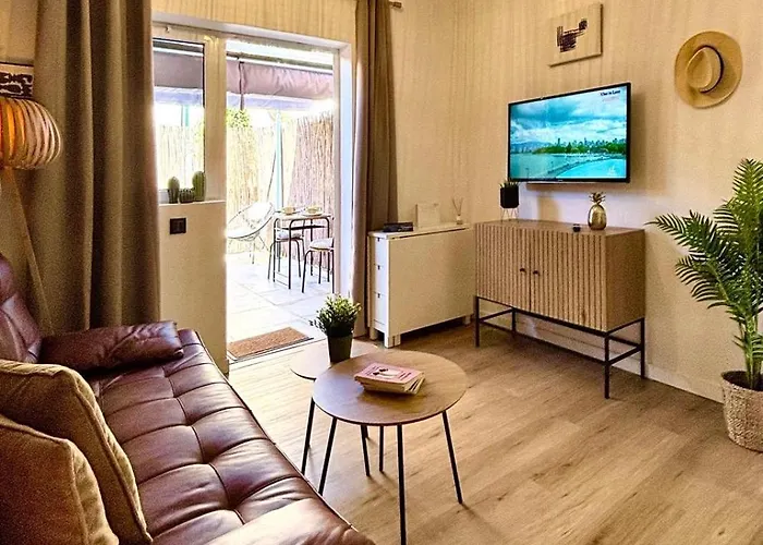 Cosy Bungalow Green Oasis