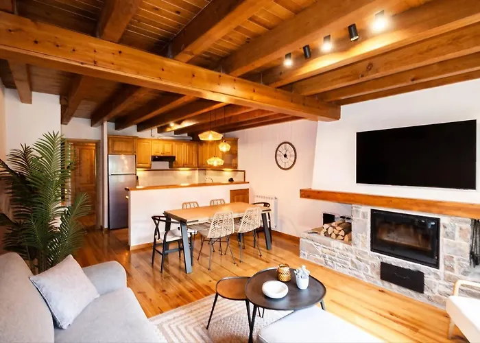 Espacioso Apartamento Con Jardin En Salardu