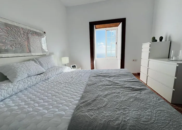 Lightbooking Panchita Villa De Mazo Piscina