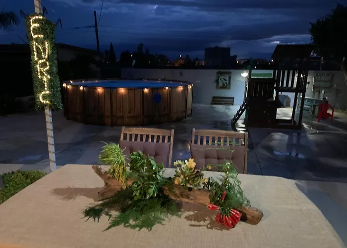 Casa Enric , Con Zona Infantil, Piscina Y Parking Privado