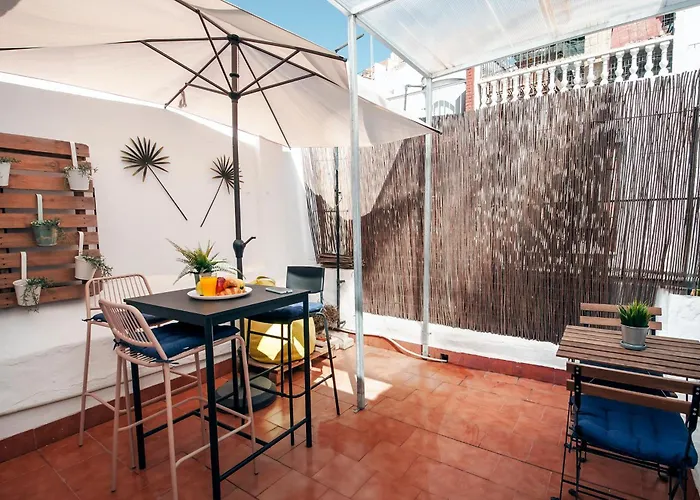At San Cristobal A 5 Minutos De Puerta Purchena, Wifi Gratis!