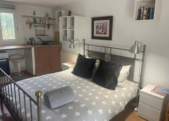 Retreat Studio