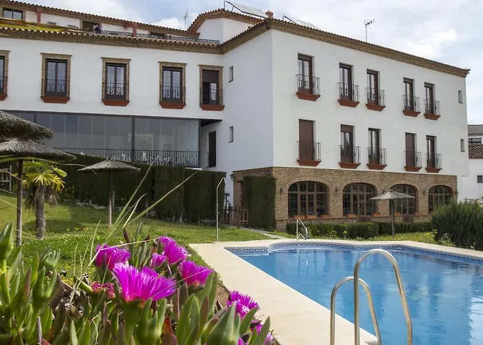 Aparthotel Rural 12 Caños