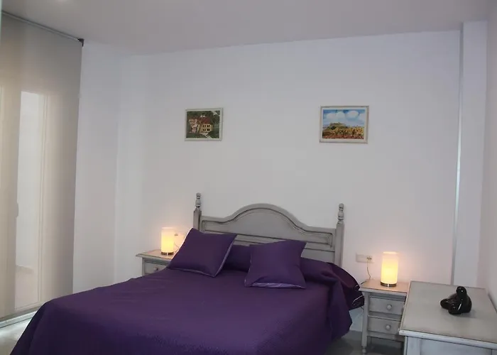 Apartamentos El Yunque- Solo Familias