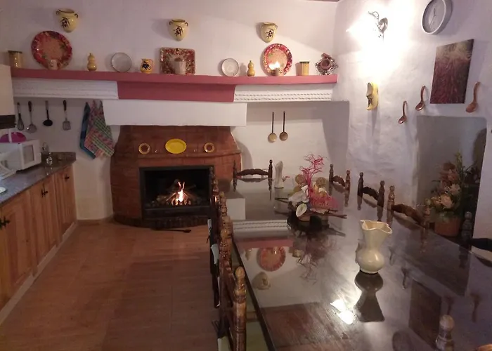 Casa Cueva La Fuente