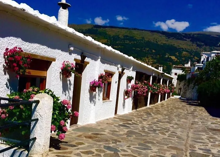 Apartamentos Turísticos Rural Los Tinaos