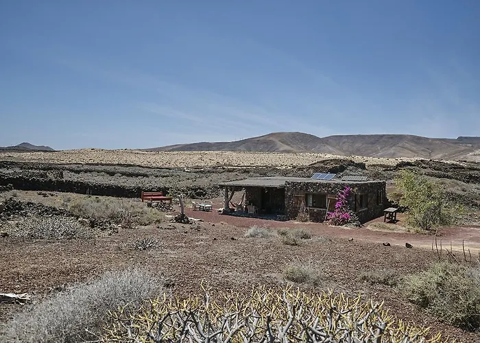 Hubara Retreat