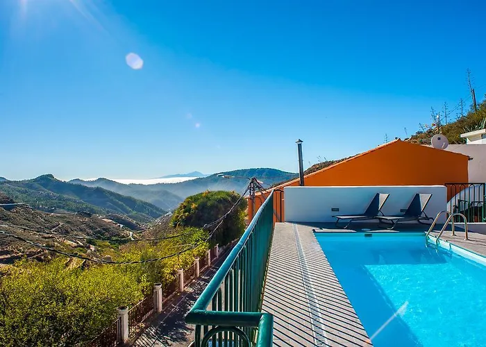 Casa Cueva Las Margaritas