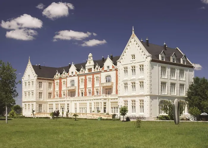 Balneario Palacio De Las Salinas
