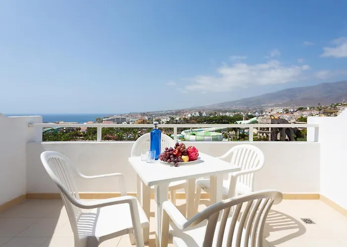 Apartment Malibu Park With Ocean View