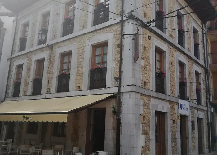 Hotel Pilones