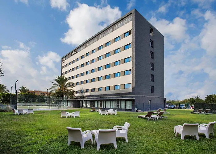 Azz Valencia Tactica Hotel
