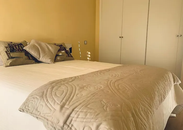 Apartamentos El Retiro De Avellaneda By Retirorural