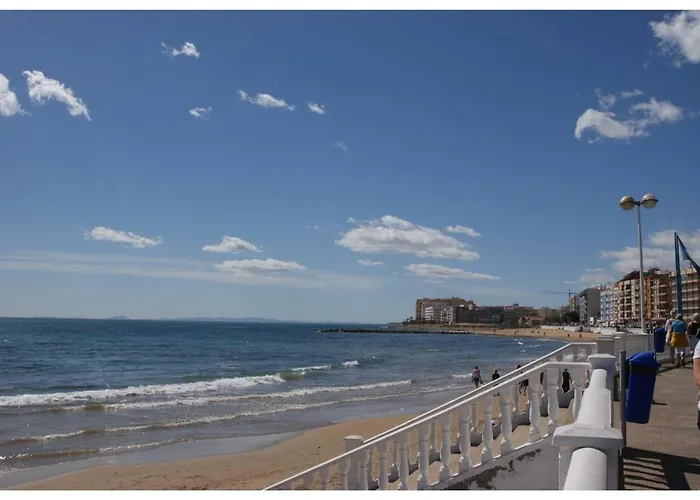 6 Del Cura Beach