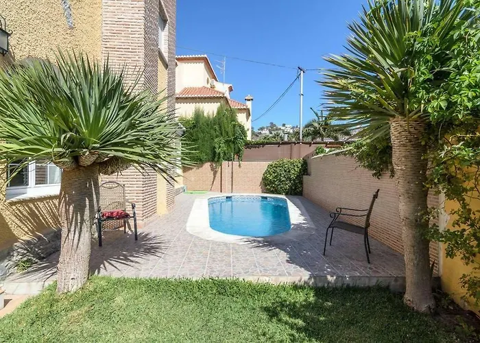 Habitaciones en Casa Céntrica con piscina