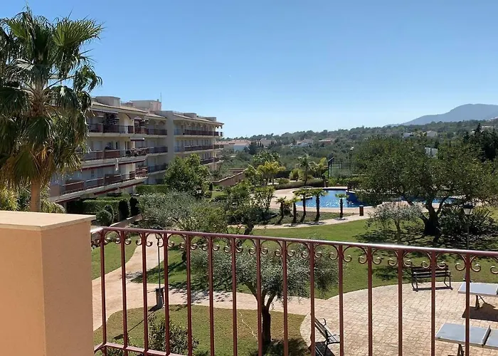 Golden Beach 205