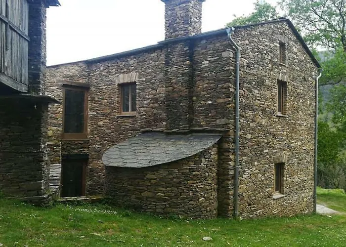 Albergue De La Naturaleza O Vilar - Mondoñedo