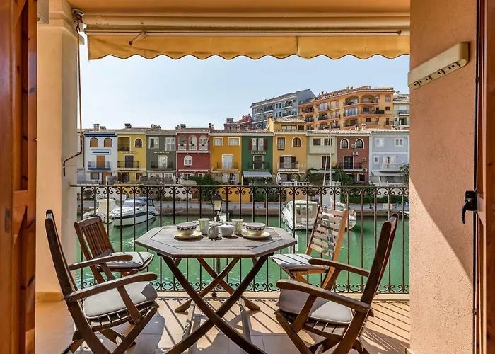 Beach Apartment With Beautiful View