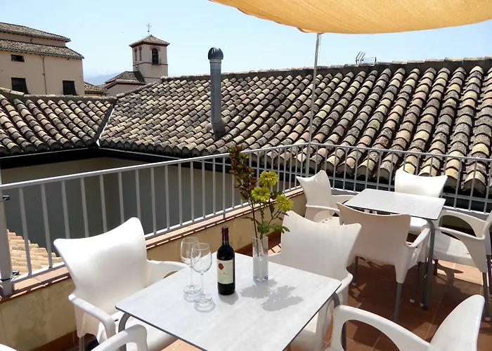 Laurel Suites Apartments