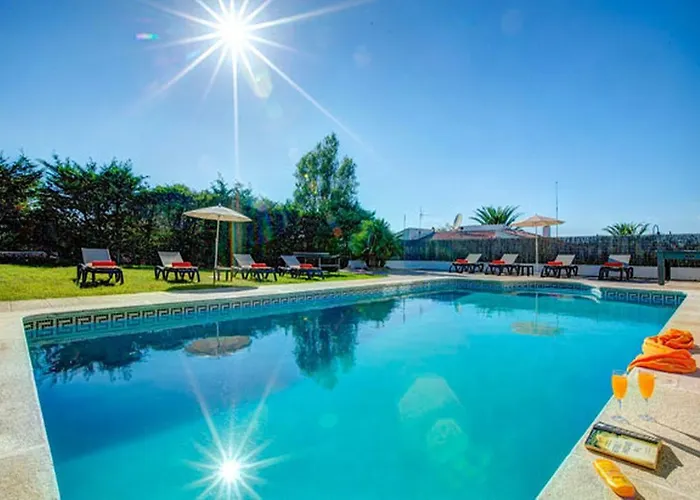Villa Sargantana Negra