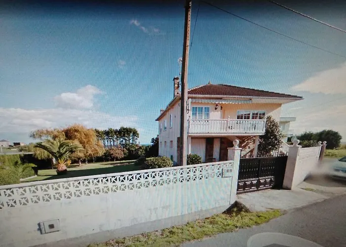 Chalet vacacional en segunda linea de playa