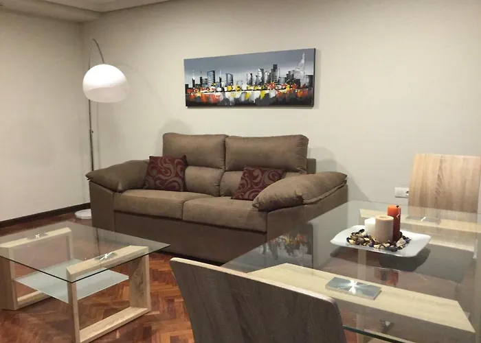 Apartamentos Azafranal-Parking Gratis-