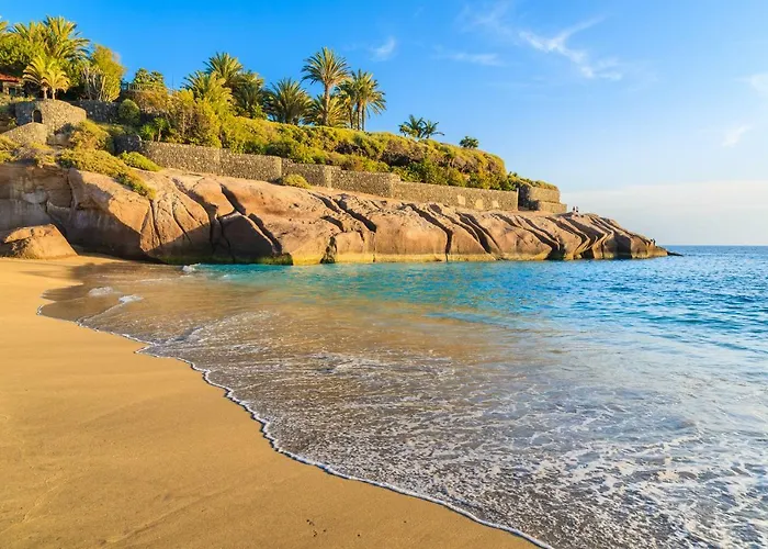 Cozy Apartment In Costa Adeje,Torviscas Playa