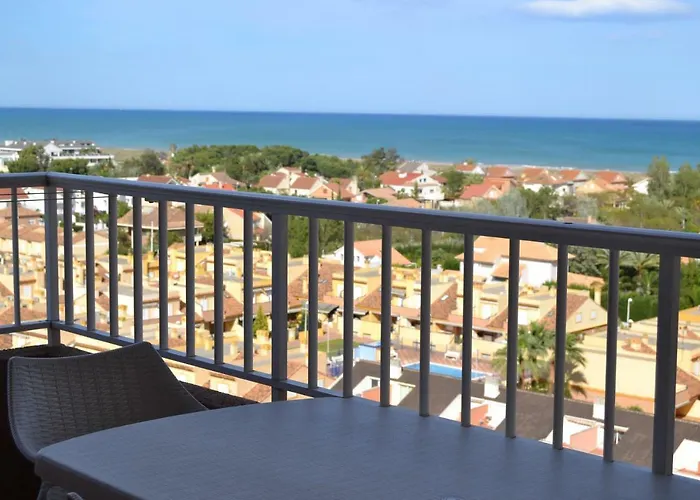Apartamento Con Preciosas Vistas Al Mar y WIFI