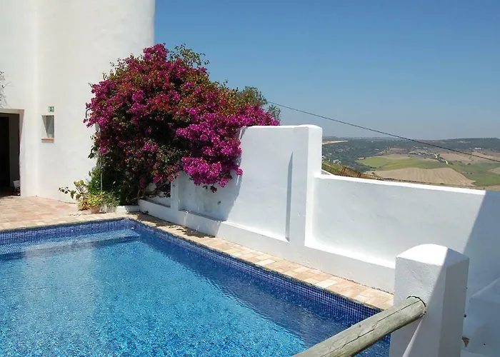 Apartamentos La Galbana Con Piscina