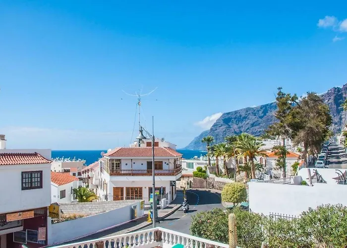 Cozy Vacation Apartment In Los Gigantes
