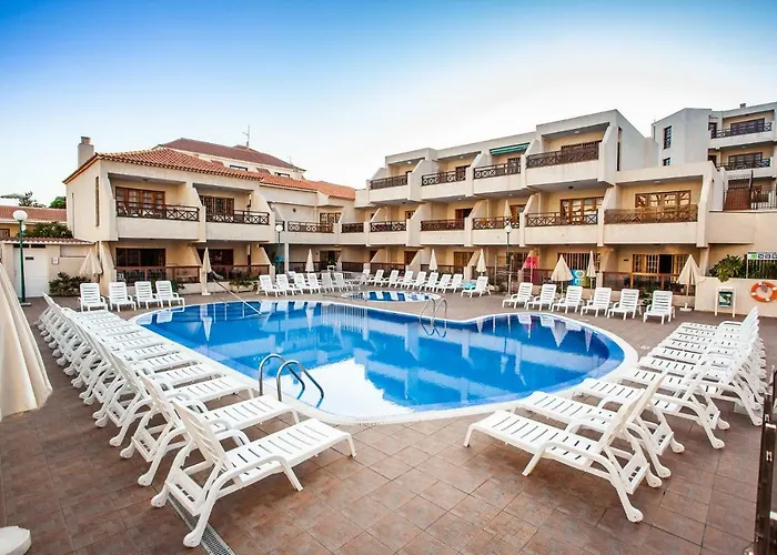 Spectacular Renovated Apartment, 5 Min To Camison Beach, With Aircon