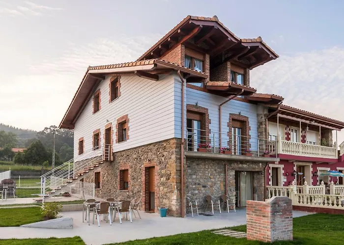 Apartamentos Turisticos El Ponton