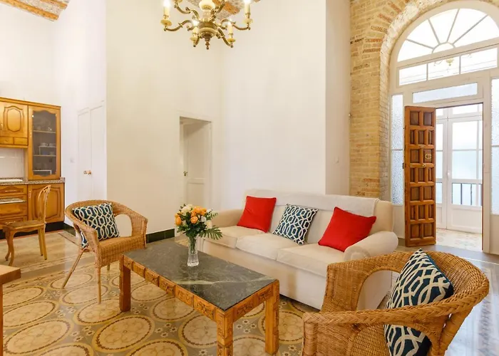 Casa Del COLECCIONISTA by Cadiz4Rentals