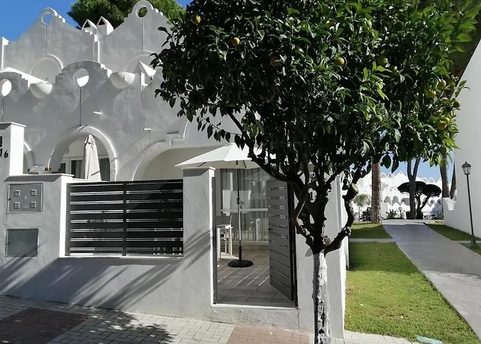 Casa Romero - Beautiful Villa, Best Corner By Pools,Resort Facilities, Full Kitchen, 3 Terraces, Internet