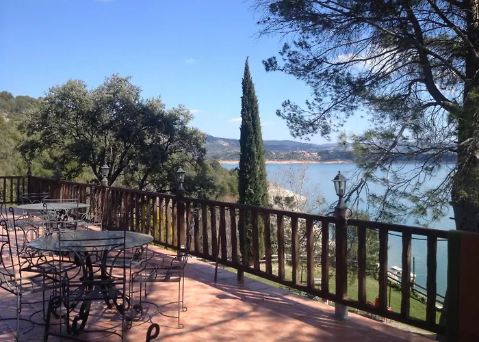 Hotel Isla Entrepenas