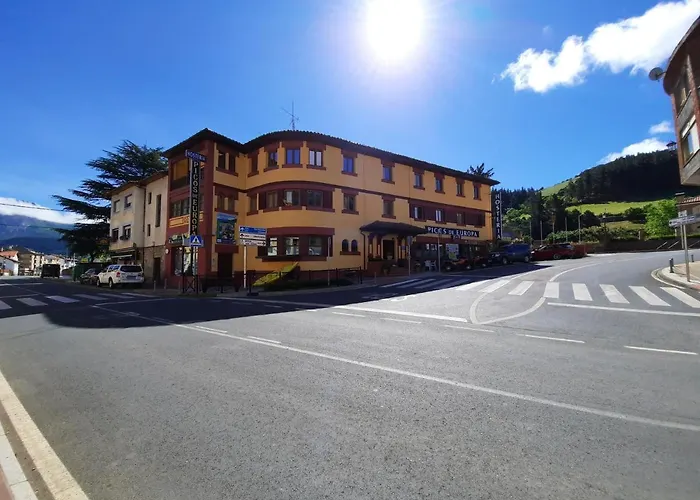Hosteria Picos De Europa