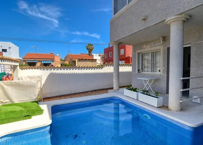 Bungalow Con Piscina Privada A 10 Min Playa