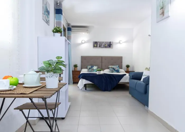 Estudio a 100 metros de la playa