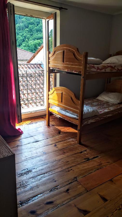 Hostal Armaia Artepea Urzainqui