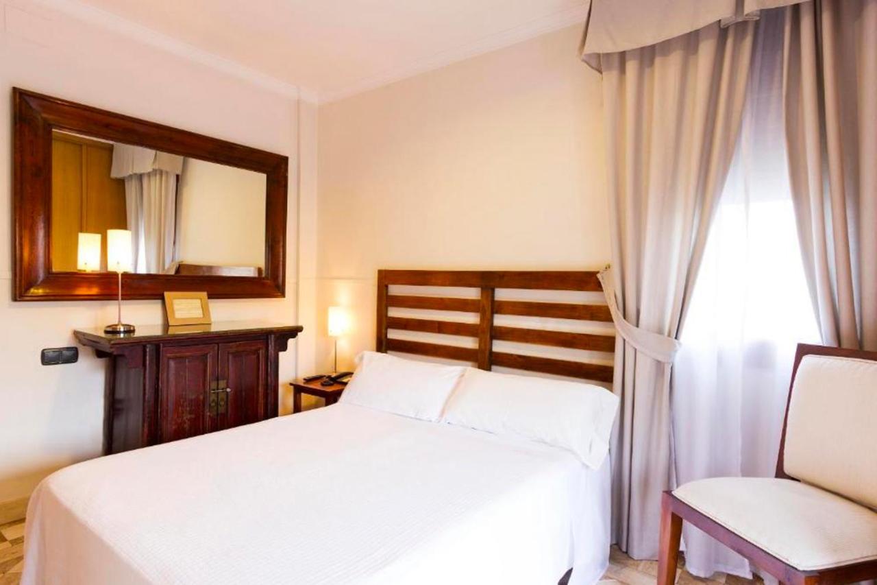 Hotel Boutique Reina Mora