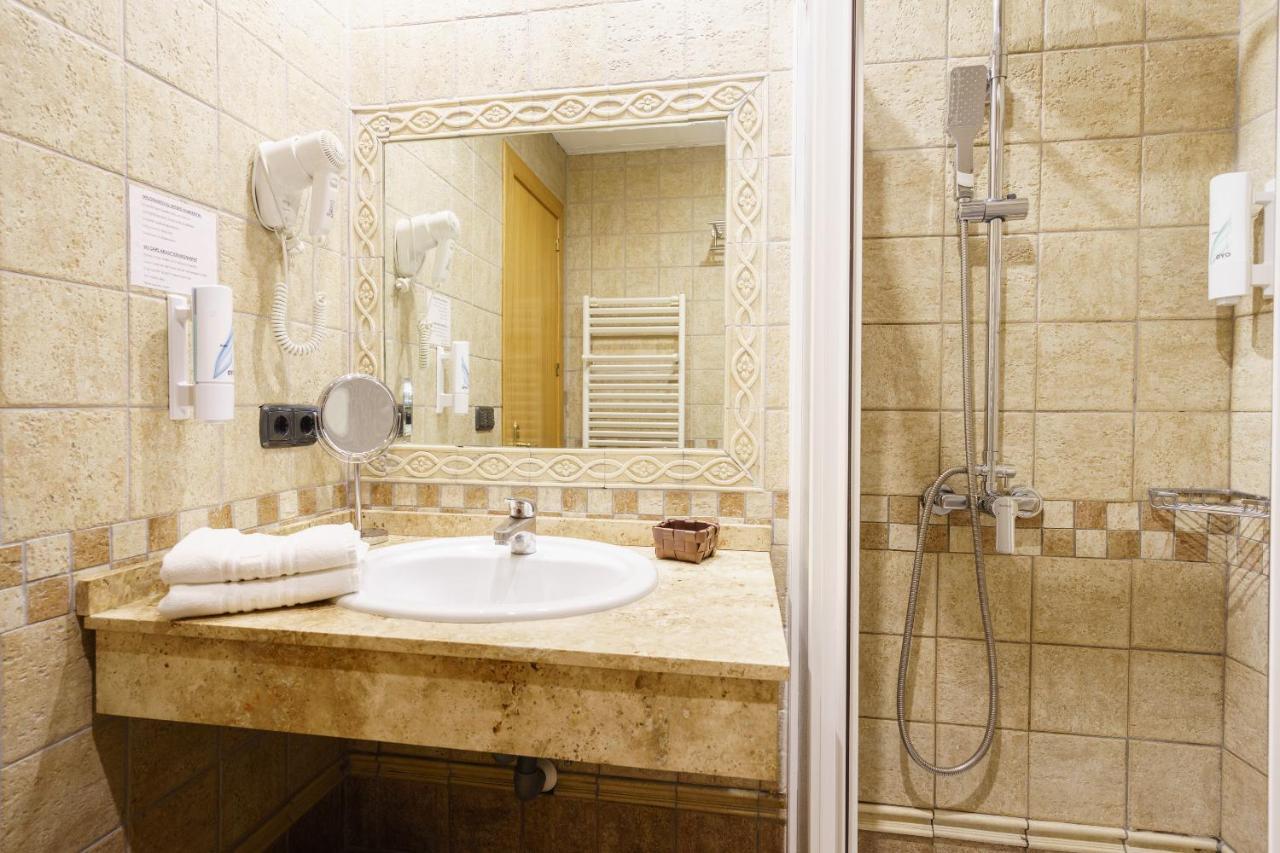 Boutique Reina Mora Hotel
