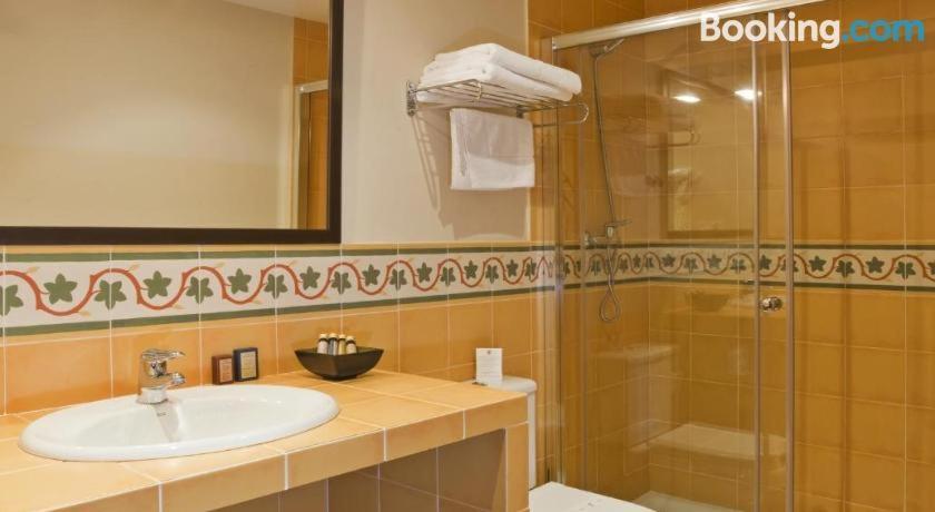 Hotel Casa Soto 3*
