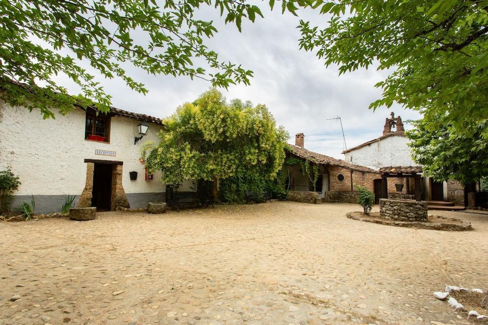 Las Cabanas Del Monasterio Cuacos De Yuste