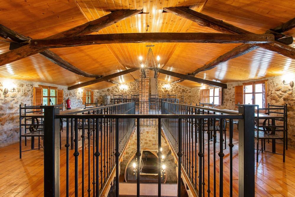Hotel Las Cabanas Del Monasterio
