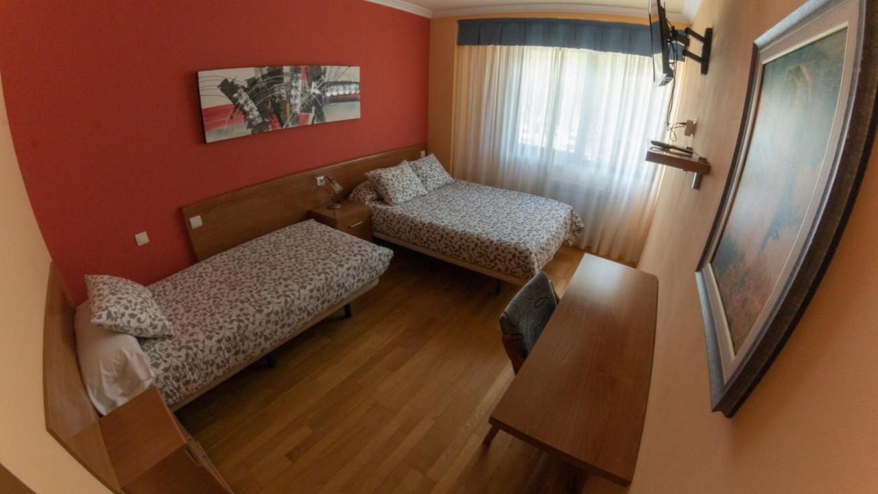 Guest house Santiago 2 2*