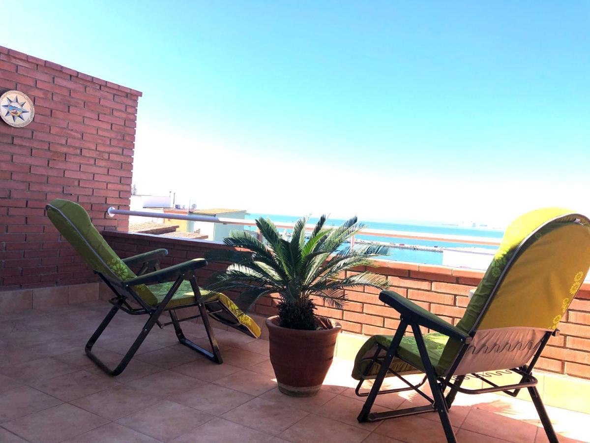 Apartment Nautica 10: Seaside Terrace With Ac Near Port And Beach Roses