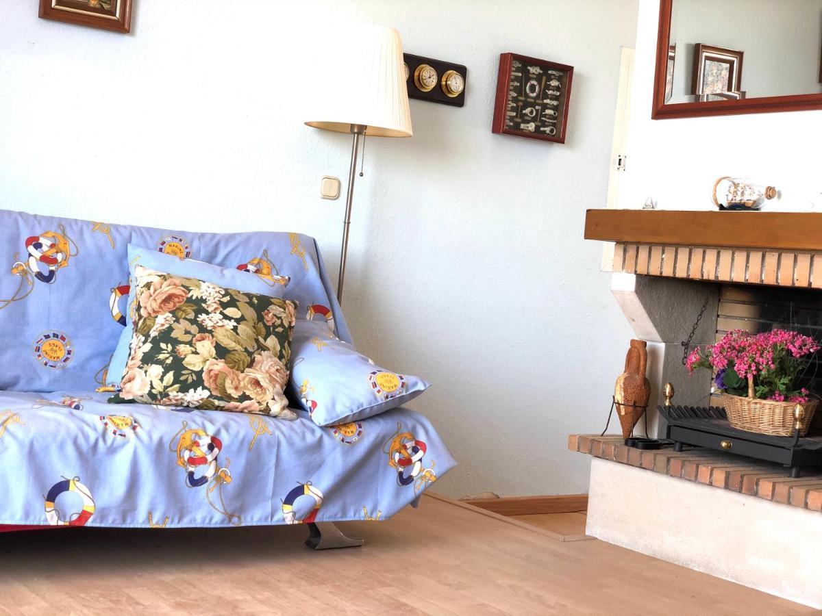 Nautica 10: Seaside Terrace With Ac Near Port And Beach Apartment