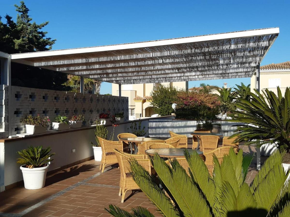 Hotel Marisma Sancti Petri 3*
