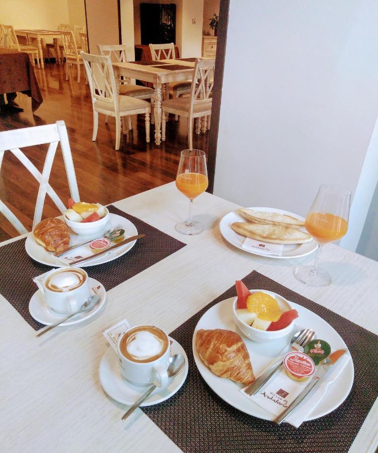 Hotel Turistica De 3*